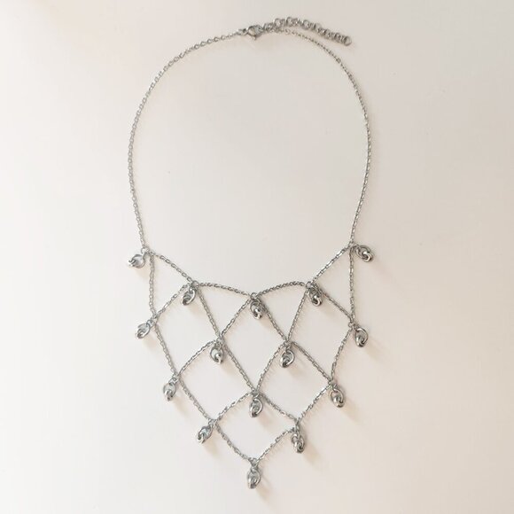 Gothic Medieval chainmaille lace choker necklace with a small silver chain - Picture 5 of 9